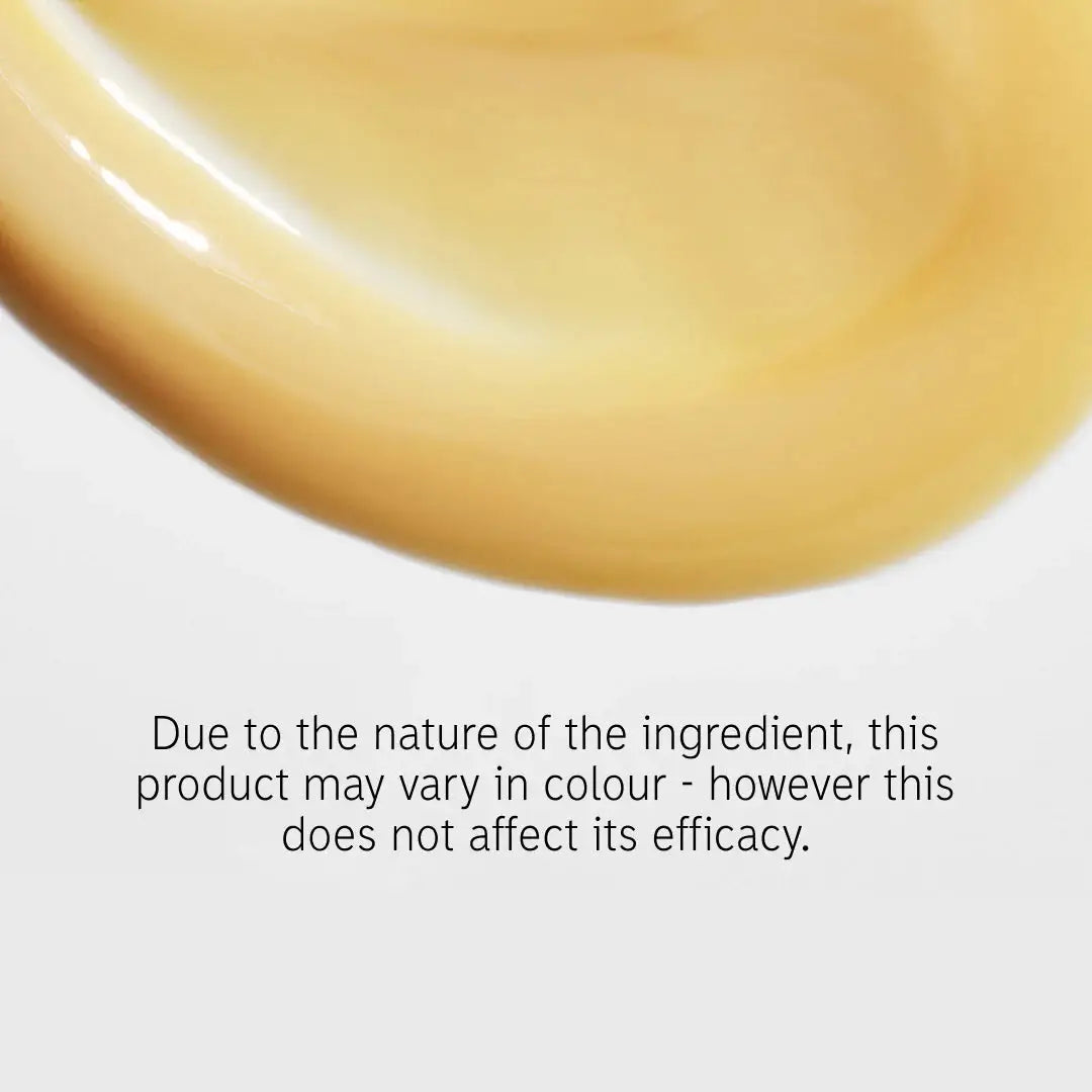 Close-up of The Inkey List Retinol Serum texture with a note about natural color variations. Ensures efficacy while delivering skin-renewing benefits.